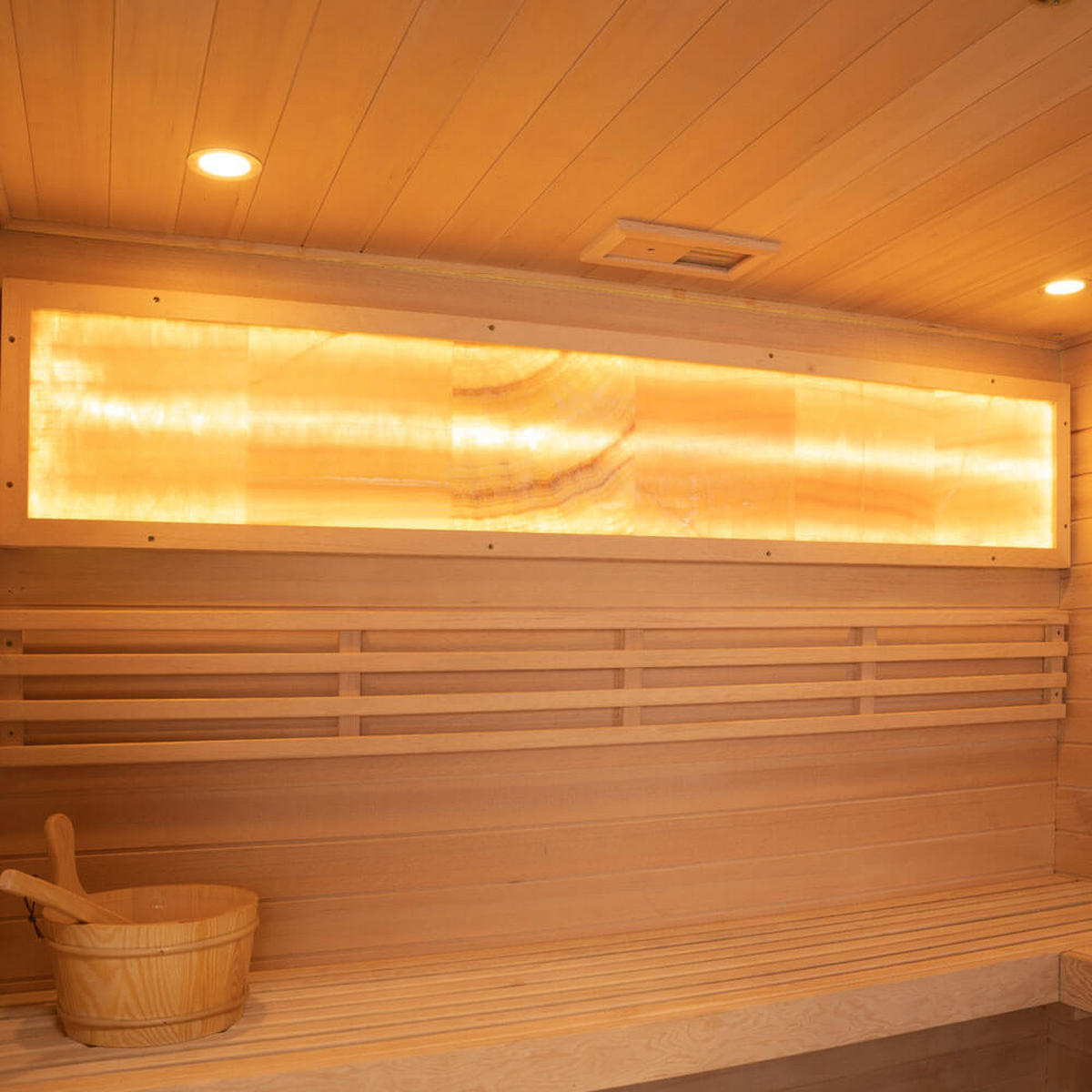 TRADITIONELLE Sauna NEOLA - 200 x 160 cm für 5 Personen - Naturfarben, Holz (200/200/160cm) - Home Deluxe