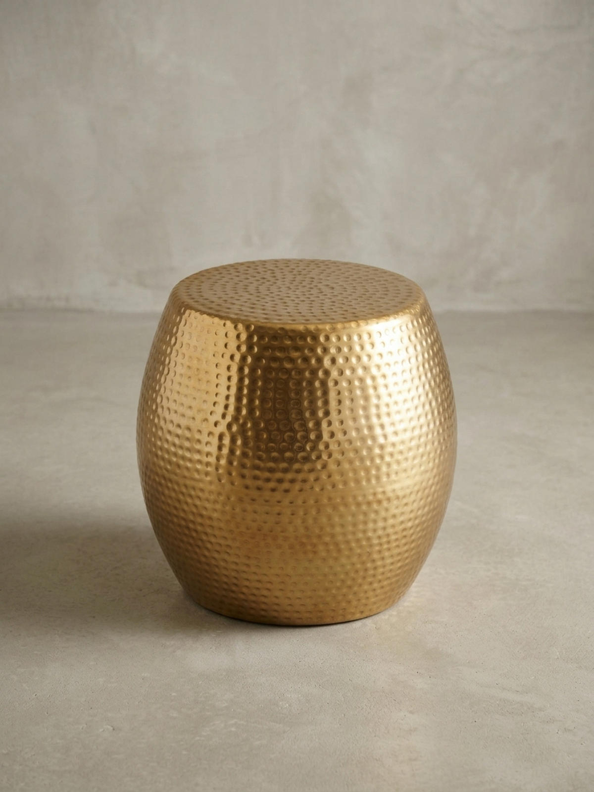 BEISTELLTISCH Aluminium Hammerschlag ENNS, Gold 42x42x42 cm - Goldfarben, Metall (42/42/42cm) - KADIMA DESIGN