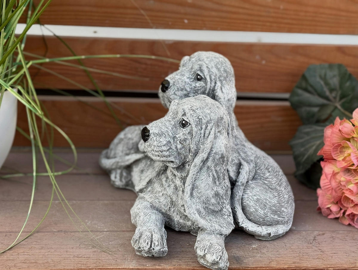 STEINFIGUR Basset Hounds frostfester Steinguss Gartenfigur - Dunkelgrau, Stein (24/16/24cm) - stoneandstyle