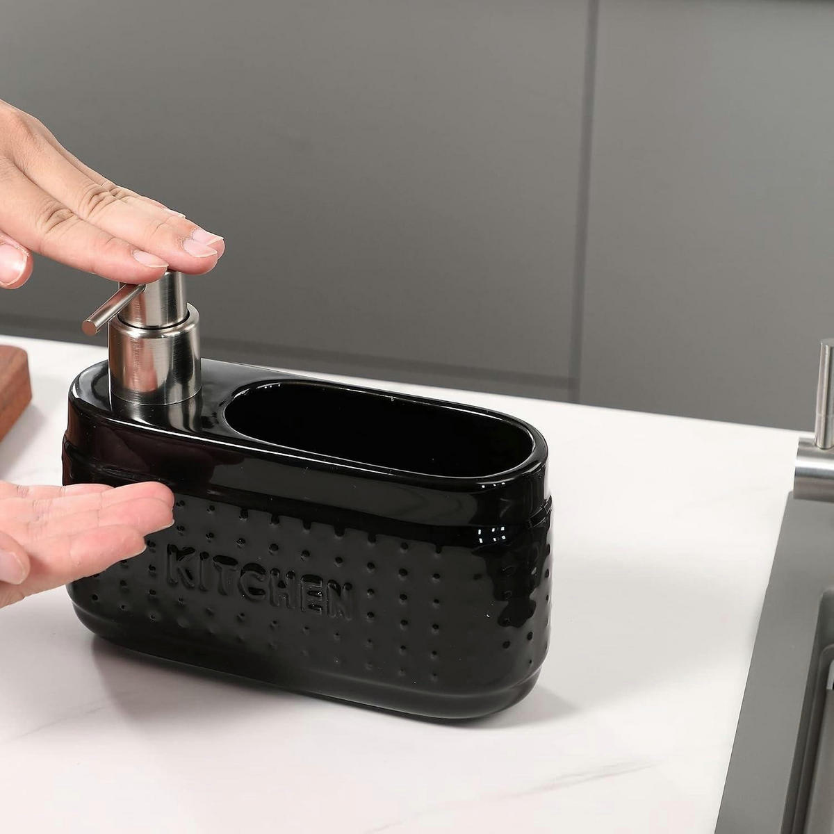 SPÜLMITTELSPENDER Keramik Schwarz 600 ml mit Schwammhalter - Schwarz, Keramik (7.2/15.2/18.8cm)