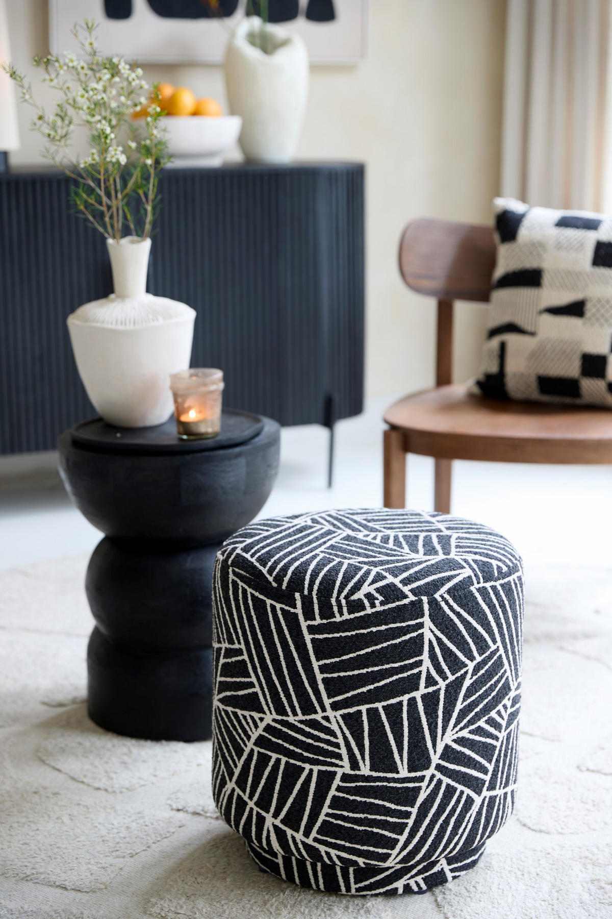 SITZPOUF Davonte Schwarz Ø40/44 cm - Schwarz, Textil (40/44/40cm) - Light & Living