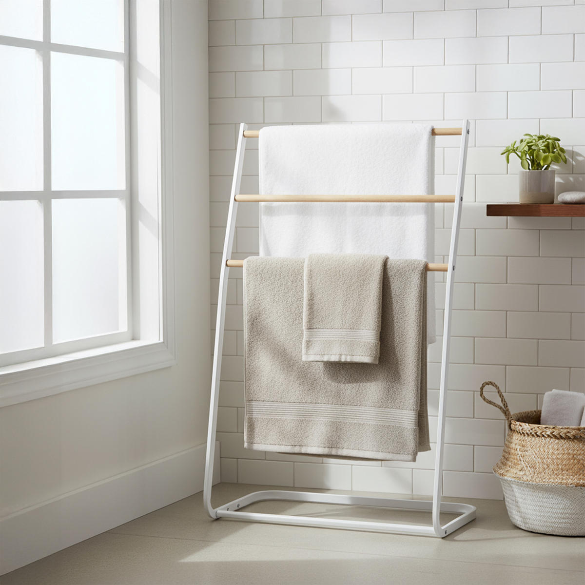 VEŠIAK uterákov - biela, kov (58/86/30cm) - Relaxdays