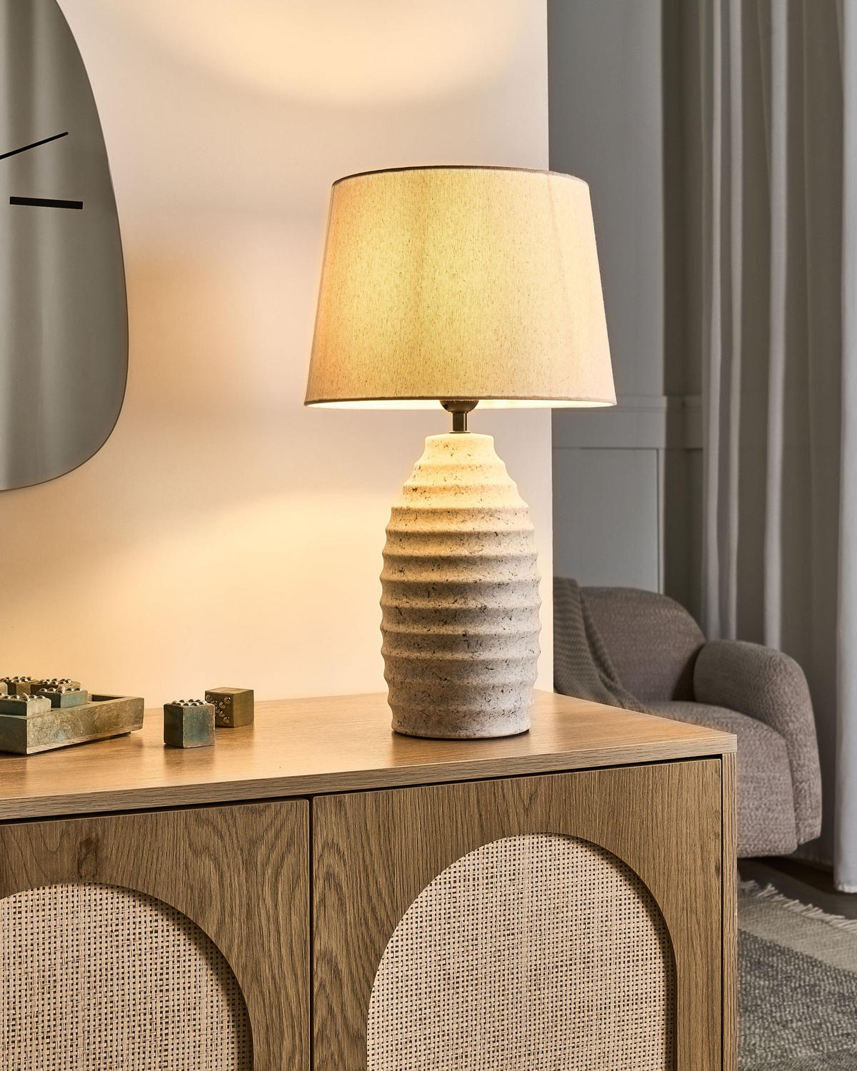 TISCHLAMPE Weiß Billy - Creme, Keramik (28/28/50cm) - Beliani