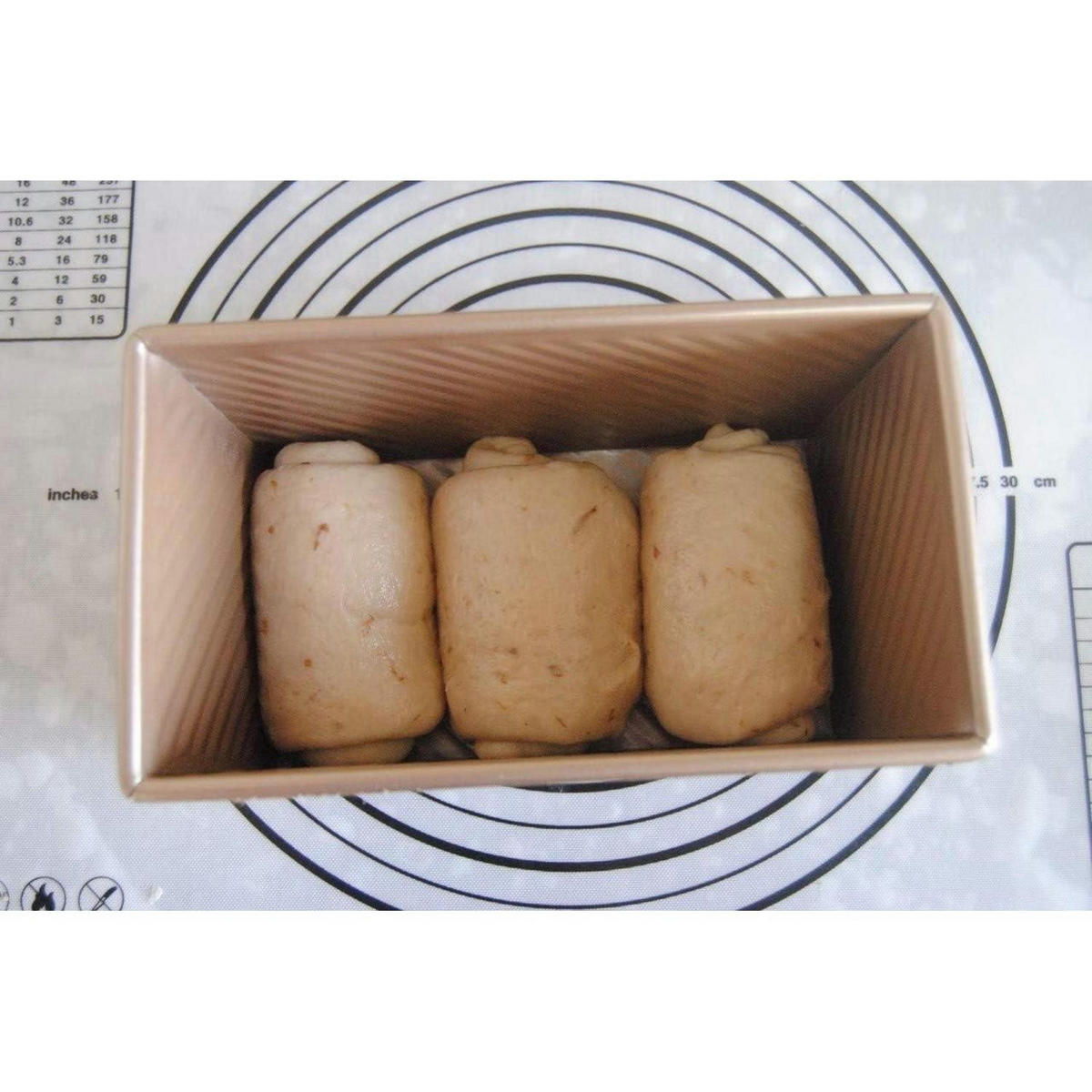 BROTBACKFORM mit Deckel 21.5 x 12.3 x 11.4 cm - Beige, Metall (21/11/12cm)