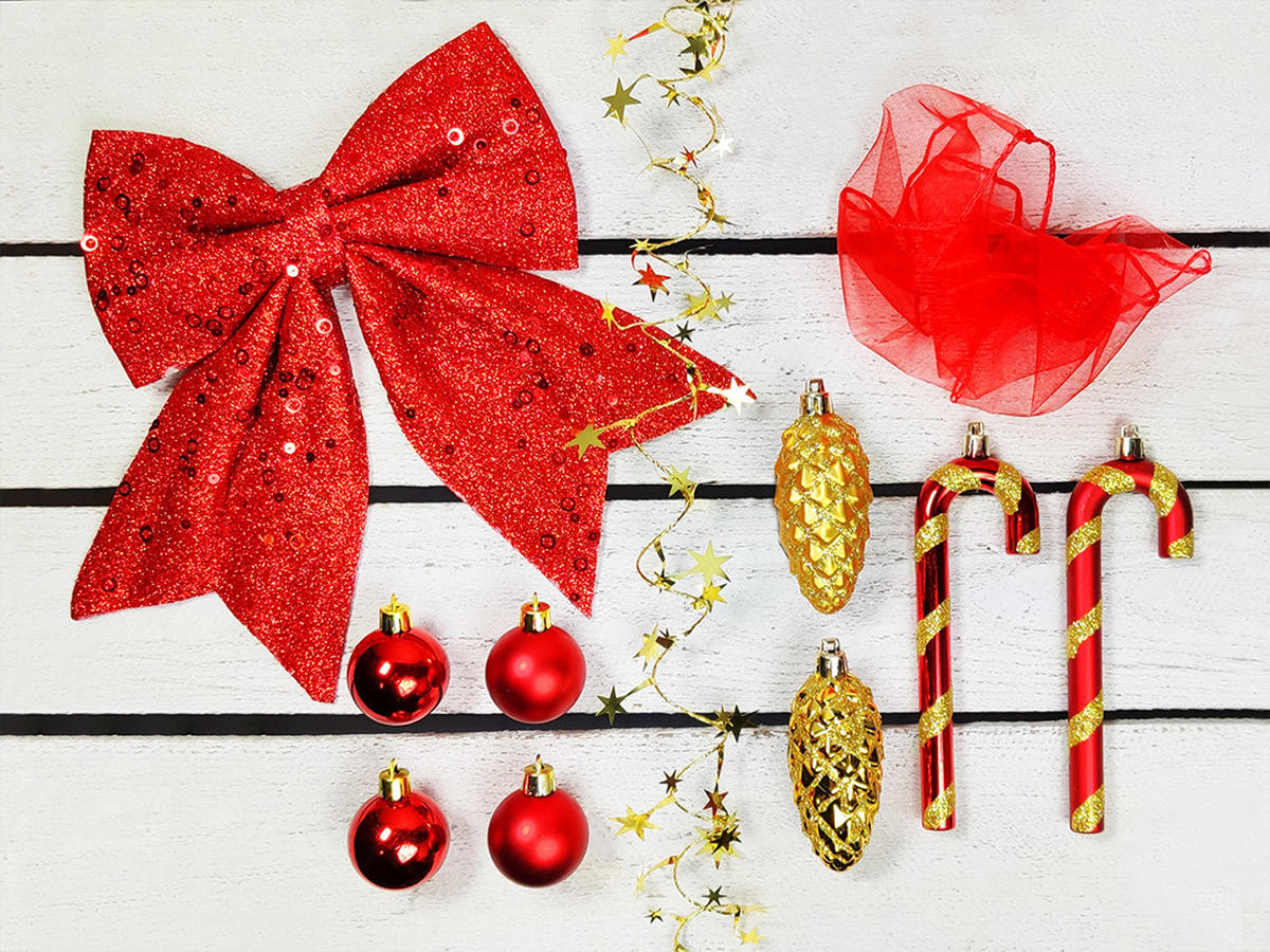 WEIHNACHTSBAUM künstlicher 60 cm mit LED-Beleuchtung, SANTA CLAUS, mit 29 Weihnachtsbaumschmuck, Pflanztopf mit Jutesack - Rot/Goldfarben, Kunststoff/Stein (40/60cm) - LAALU