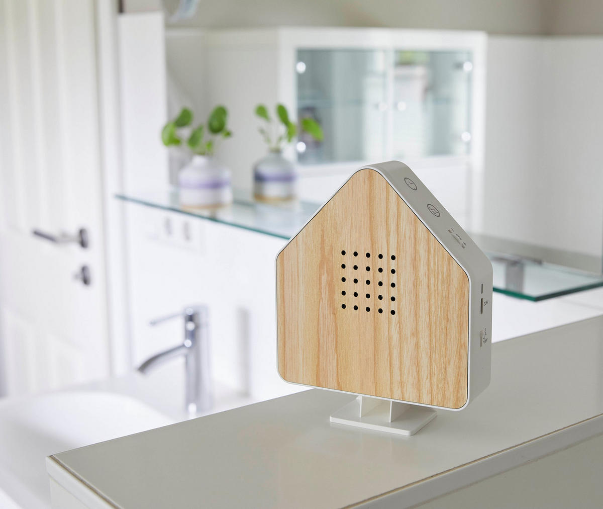 NATURGERÄUSCHEBOX - Echtholz mit Bewegungsmelder und LED-Beleuchtung für entspannende Klänge, 1er-Set - Weiß, Holz (4.1/13/15.8cm) - Northpoint