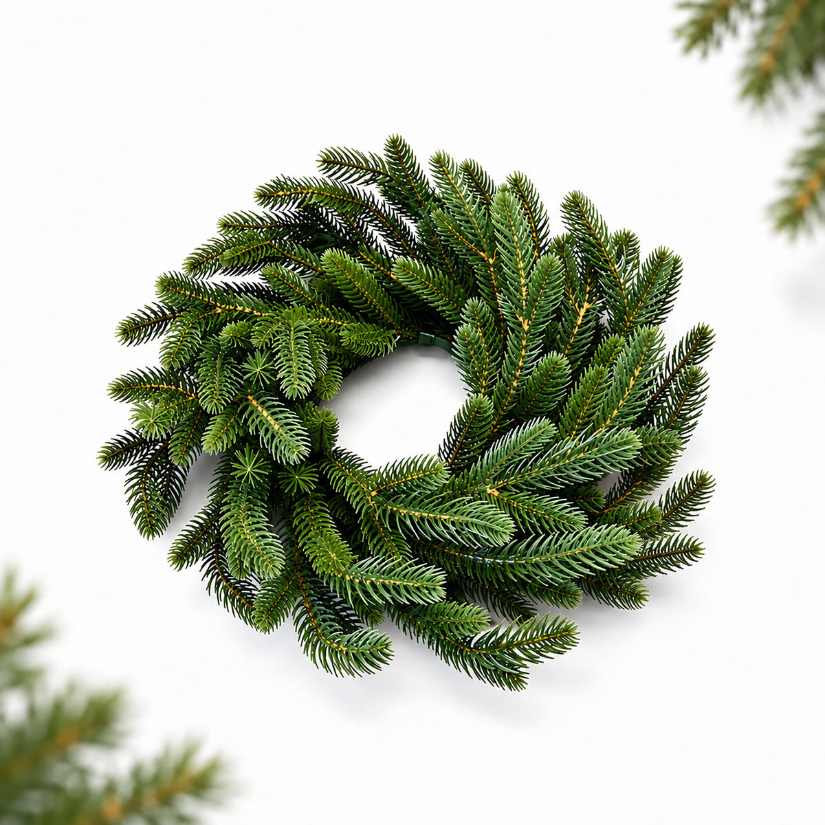VĚNEC zelený adventní umělý PE vstřikování 30 cm - tmavě zelená, plast (8cm) - Relaxdays