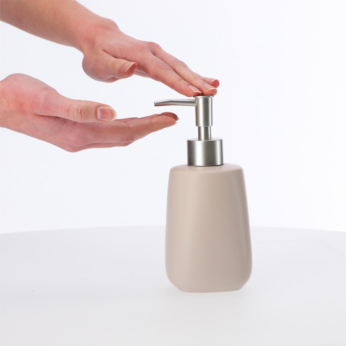 FLÜSSIGSEIFENSPENDER 400ml 2 Stk. - Beige, Keramik (8/18cm) - KADAX