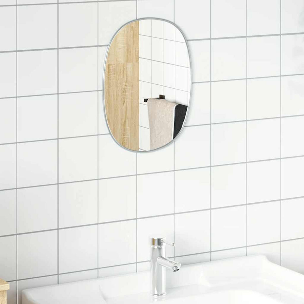 WANDSPIEGEL Silbern 30x25 cm - Silberfarben, Glas (25/30/1cm) - furnicato