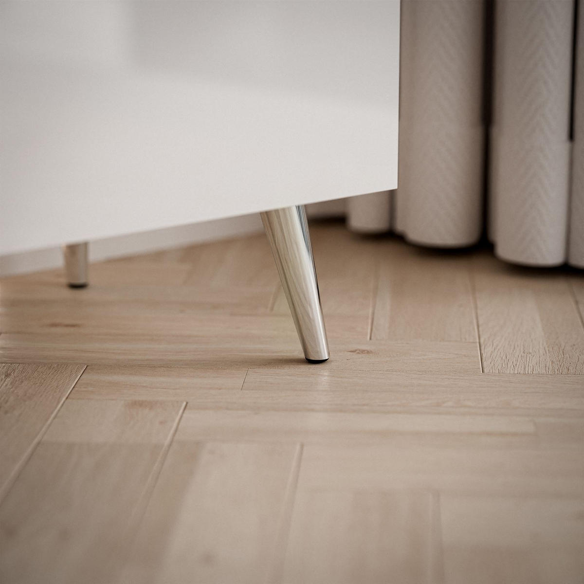TV-SCHRANK AURORA SILVER 180 cm – schräge Chrombeine - Chromfarben/Weiß Hochglanz, Holzwerkstoff/Metall (180/45/40cm) - Lookway