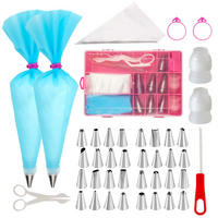 SPRITZTÜLLEN-SET mit Aufbewahrungsbox (52-tlg.) - Multicolor, Metall (14/3.5/19.5cm) - Intirilife