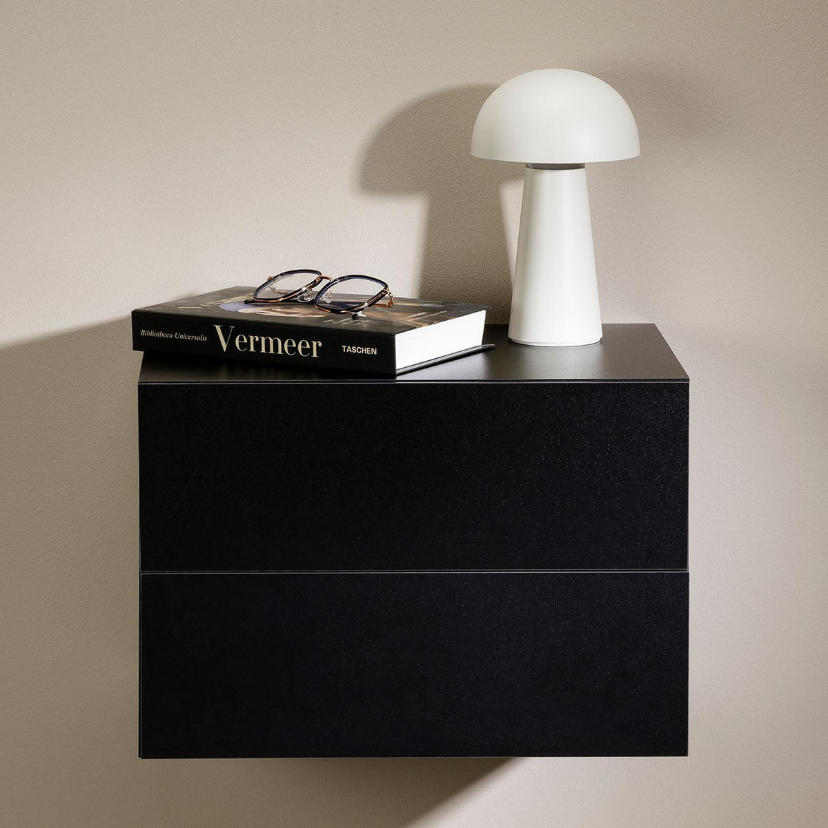 HÄNGENDER NACHTTISCH ANNI schwarz - Schwarz, Holzwerkstoff (42/29/30cm) - CARO-Möbel