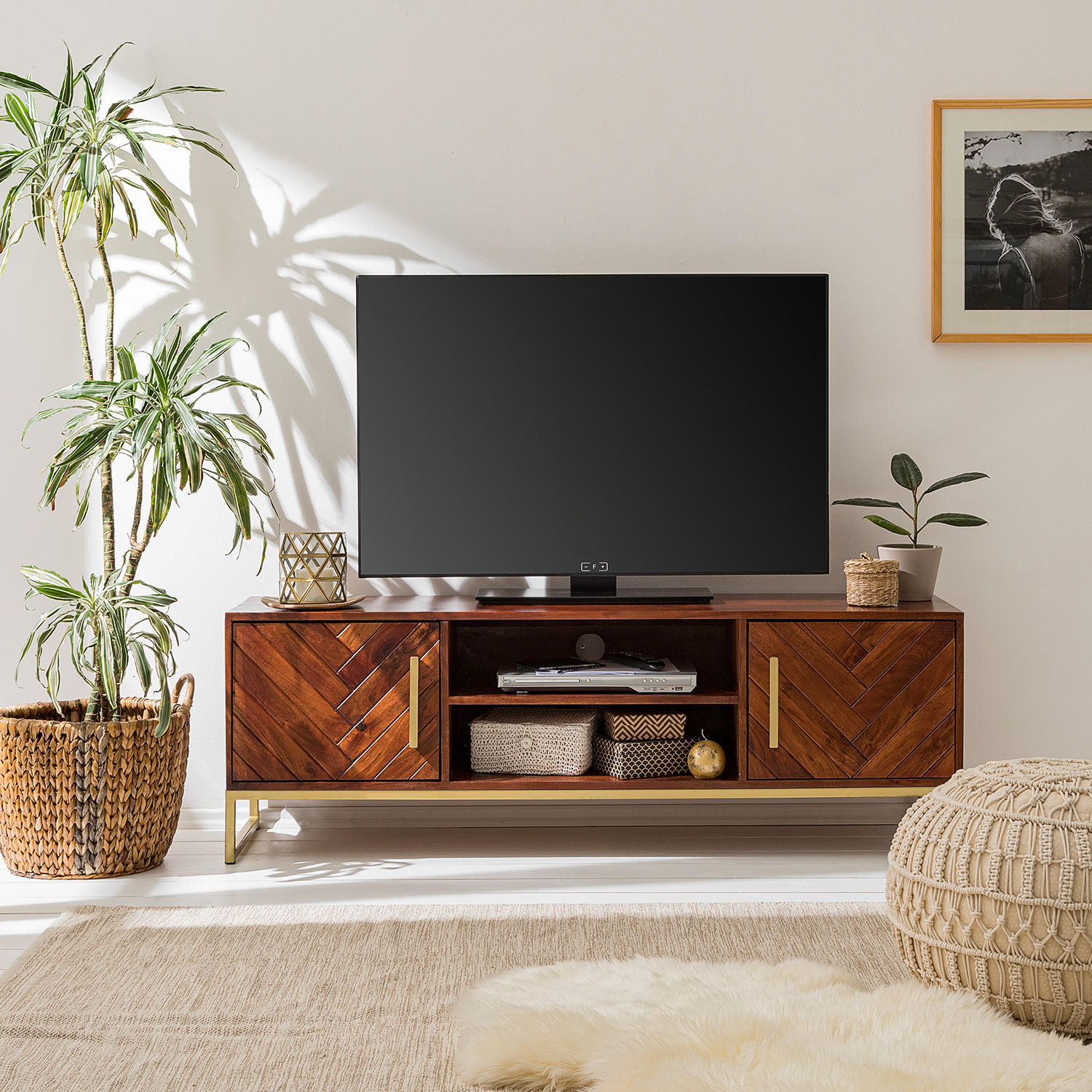 TV-LOWBOARD - Akazie massiv / Eisen - Goldfarben/Akaziefarben, Holz (150/50/39cm) - home24