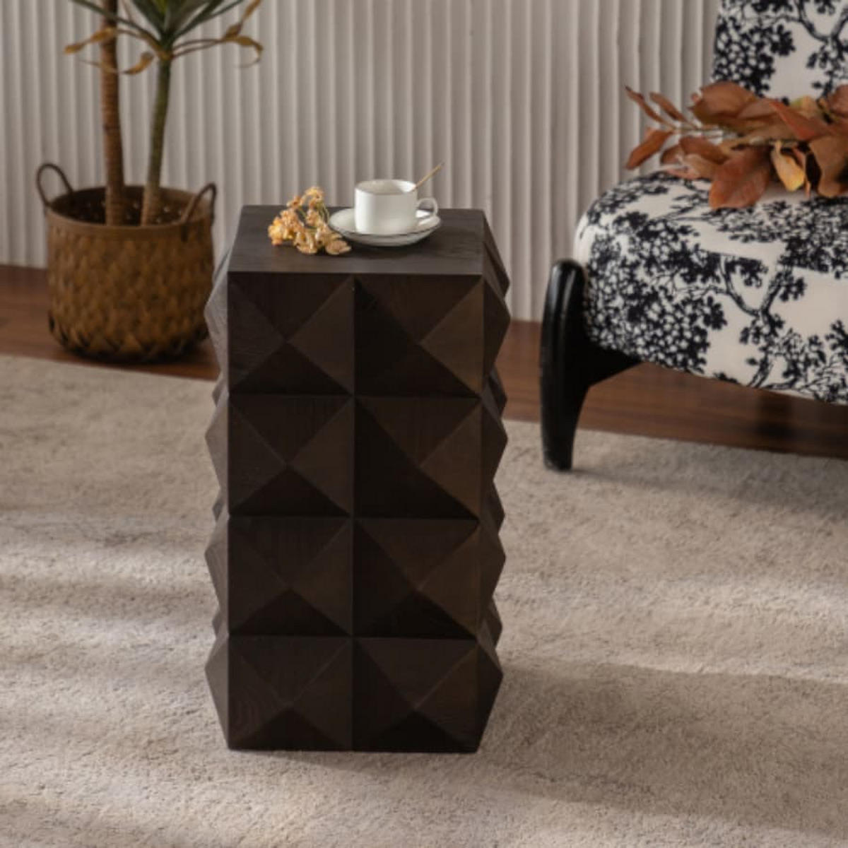 COUCHTISCH Braun 60 cm mit Reliefdesign - Multicolor, Metall (37/37/60cm) - SHOPENTRA