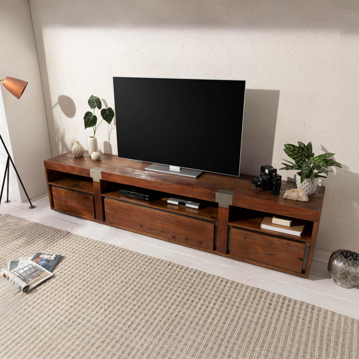TV-BOARD Mango 250x48x55 braun lackiert Amsterdam #27 - Braun, Holz (250/55/48cm) - Massivmoebel24