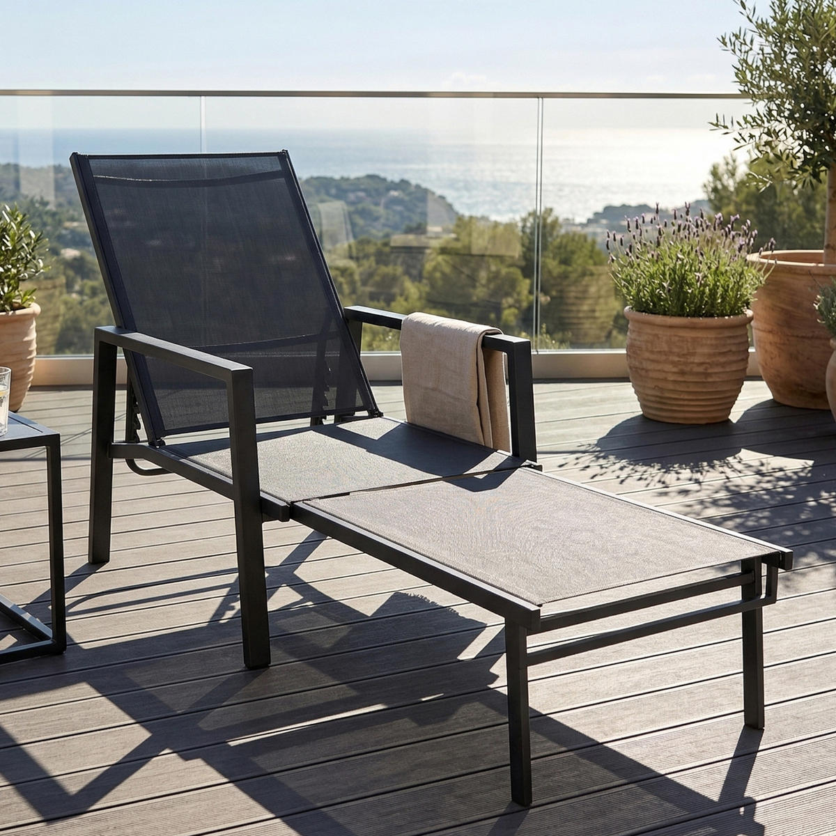 SONNENLIEGE Klappbar tragbar Gartenliege mit ausziehbarer Fußstütze 5-fach Verstellbar Rückenlehne Atmungsaktiv - Schwarz, Metall (185/55/63cm)