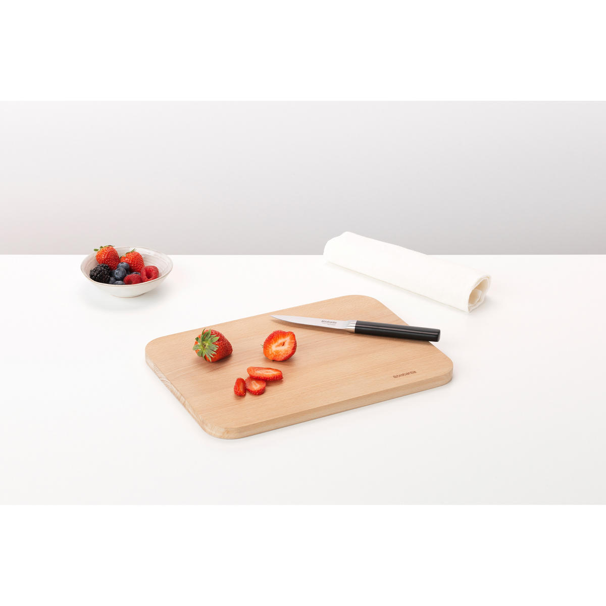 SCHNEIDEBRETT Profile mittel, Wood - Braun, Holz (33.5/25cm) - Brabantia