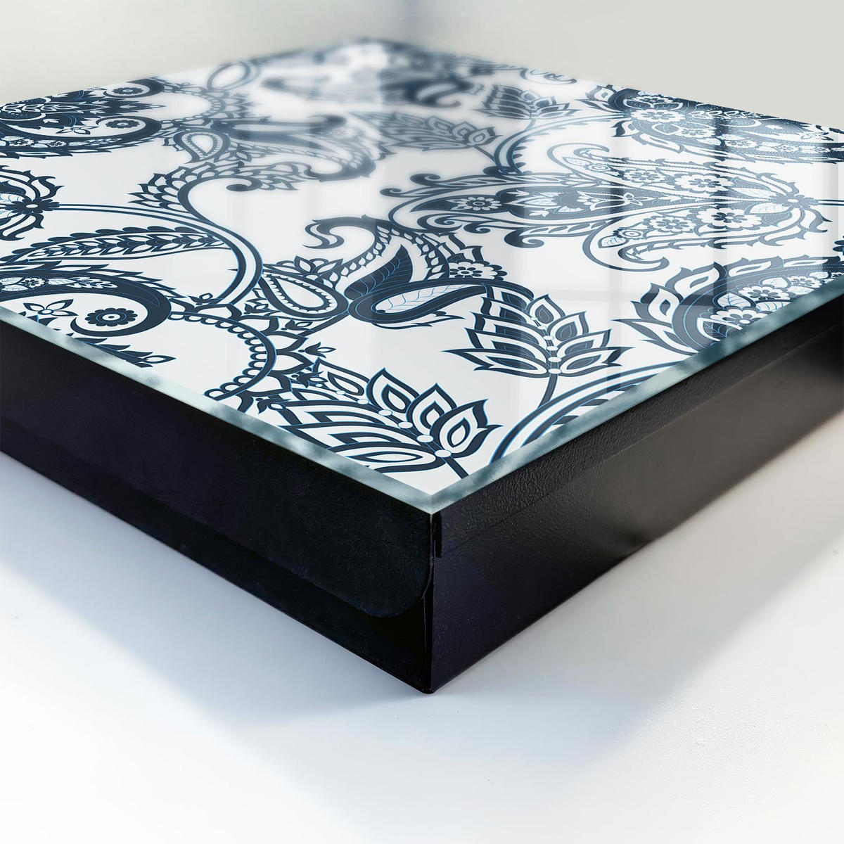 SCHLÜSSELBOX Schwarz 30x30 cm- Türöffnung nach rechts - Elegante Ornamente - Grau, Metall (30/30/5cm) - TULUP