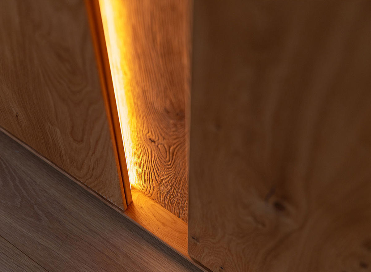 VITRINE Collodi Wildeiche Natur 84,5 / 37 / 205cm - Wildeiche, Holz (84.5/205/37cm) - Feldmann-Wohnen