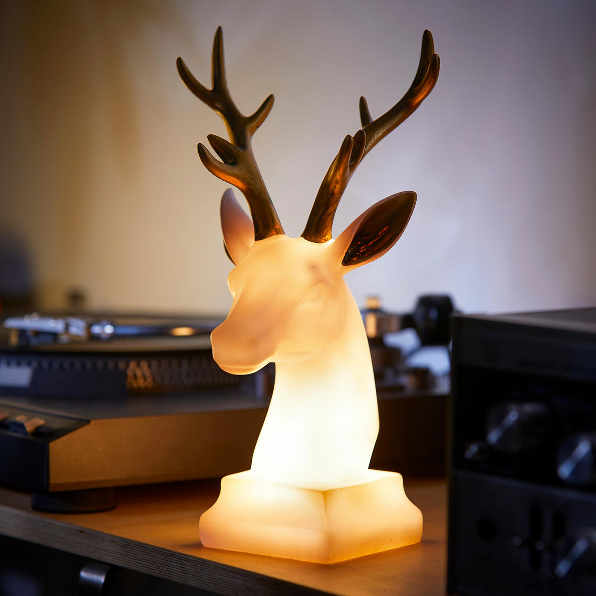 LED-POLYRESIN-FIGUR Rentier Kopf - gold/weiß mit warmweißer Lampe für festliche Dekoration, batteriebetrieben - Goldfarben, Kunststoff (13/21.5/26cm) - Northpoint