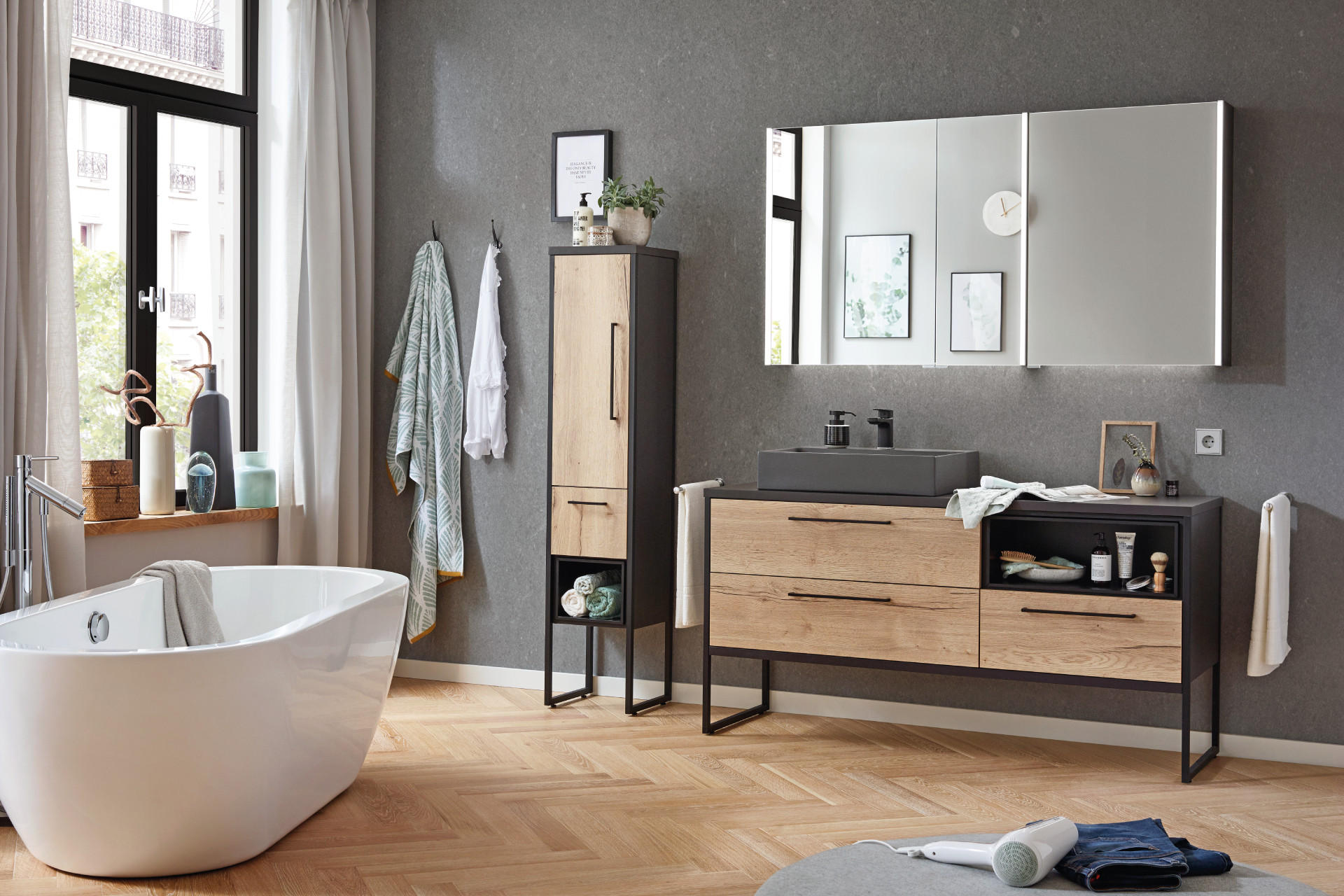 Trend zu dunklen Waschbecken