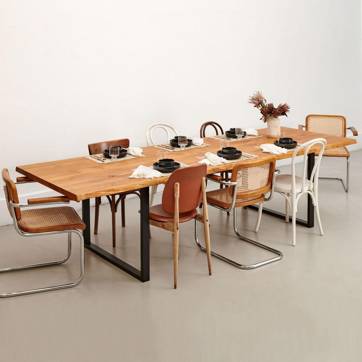 ESSTISCH 220 x 100 cm ULYSSE – 10 Personen / Massive Eiche, geölt - Schwarz/Naturfarben, Holz/Metall (220/100/75cm) - Weber Industries