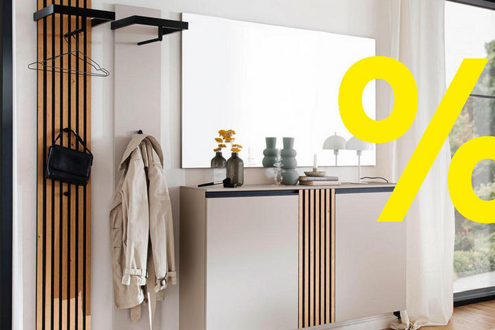Garderobe im Sale