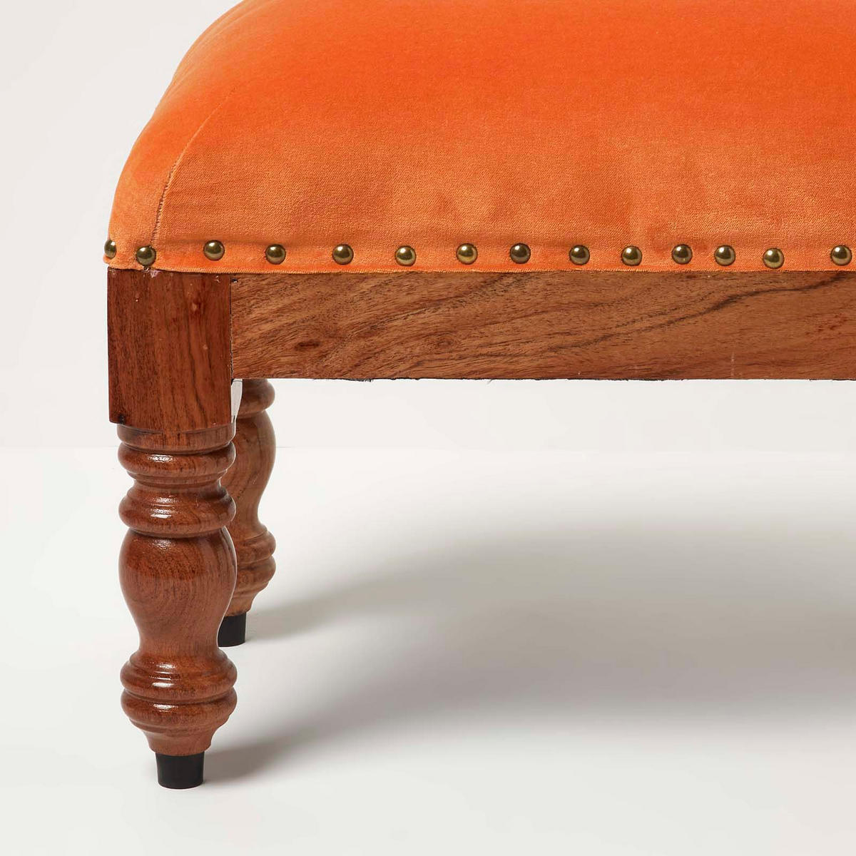 SAMT-HOCKER Mable, orange mit Holzbeinen, 50/30/40 cm - Orange, Textil (30/40/50cm) - Homescapes