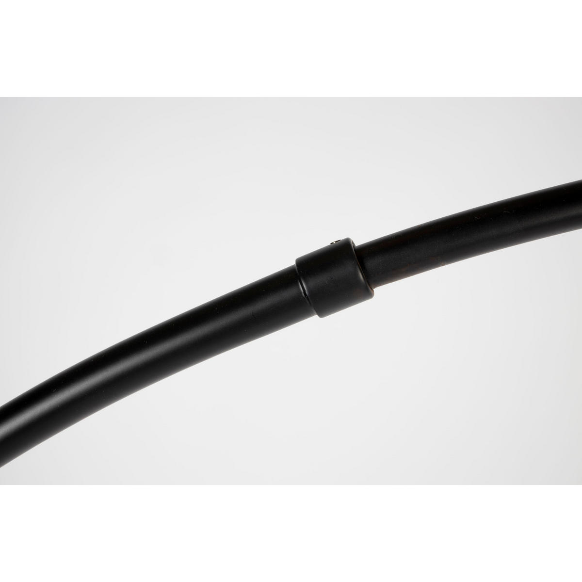 STEHLAMPE Metal Bow Schwarz - Schwarz, Metall (158/39/190cm) - Zuiver