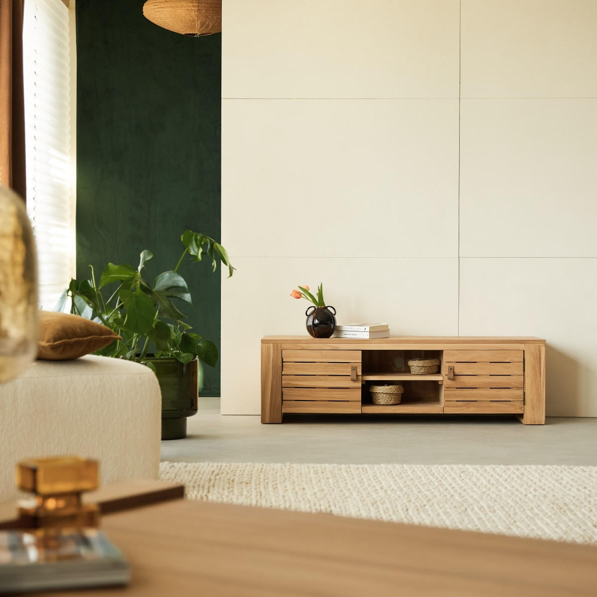 TV-SCHRANK Minimalys Natur aus Teak - Naturfarben, Holz (135/40/40cm) - Tikamoon