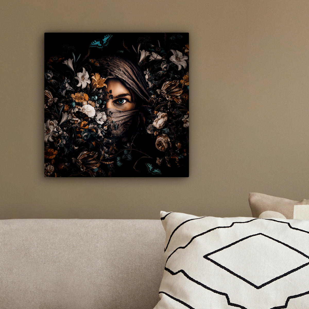 LEINWANDBILD Frau - Luxus - Blumen - Schmetterling - Porträt 20x20 cm - Schwarz, Textil (20/20cm) - MuchoWow