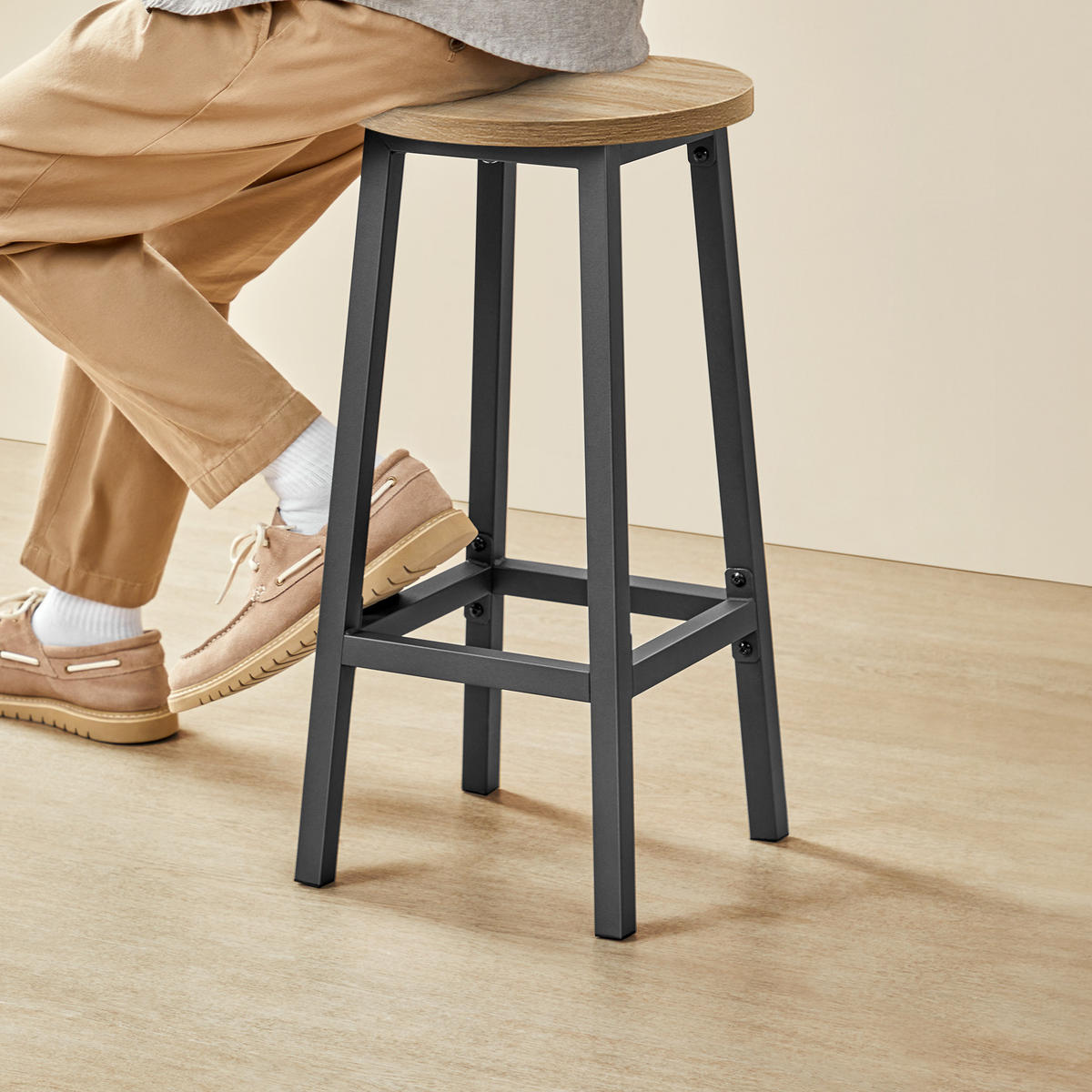 BARHOCKER in sonoma Eiche und Schwarz Beine - Naturfarben, Holzwerkstoff (32/65/32cm) - Home Collective