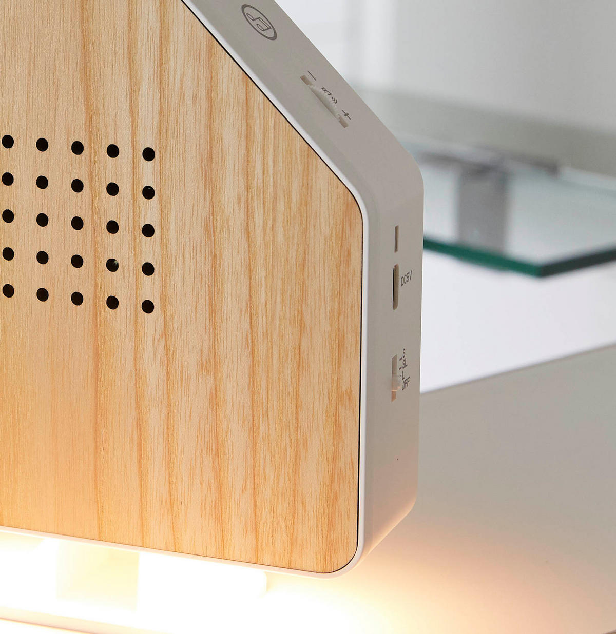 NATURGERÄUSCHEBOX - Echtholz mit Bewegungsmelder und LED-Beleuchtung für entspannende Klänge, 1er-Set - Weiß, Holz (4.1/13/15.8cm) - Northpoint