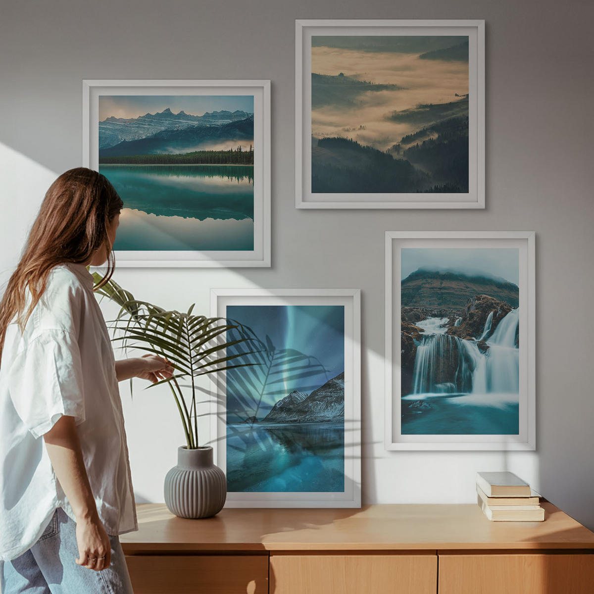 BILDER SET 4er Set - 50x50 cm & 40x60 cm Weißer Rahmen - Winterlandschaften, Wasserfälle, Nordlichter - Weiß, Kunststoff (50/50cm) - TULUP