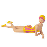 DEKOOBJEKT FRAU BADEHOSE + LIEGEND Gelb - Pink, Glas/Naturmaterialien (8.5/15.5/54cm) - J-Line