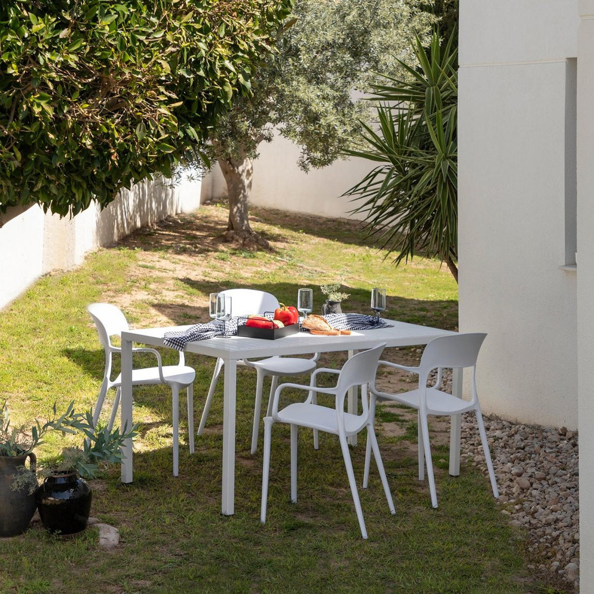 STUHL FÜR DRAUSSEN Klint Weiß 53 cm x 83 cm - Weiß, Kunststoff (53/83/56cm) - Klast Home