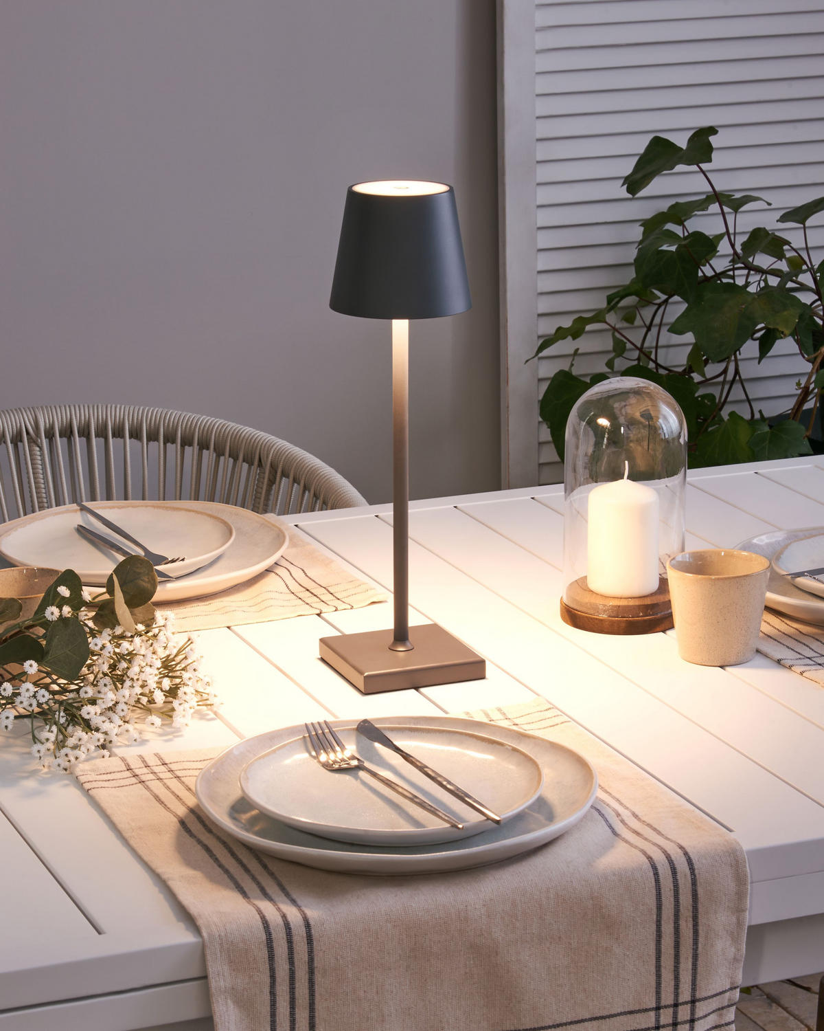 LED-TISCHLEUCHTE Grau Baceiro - Grau, Metall (10/10/38cm) - Beliani