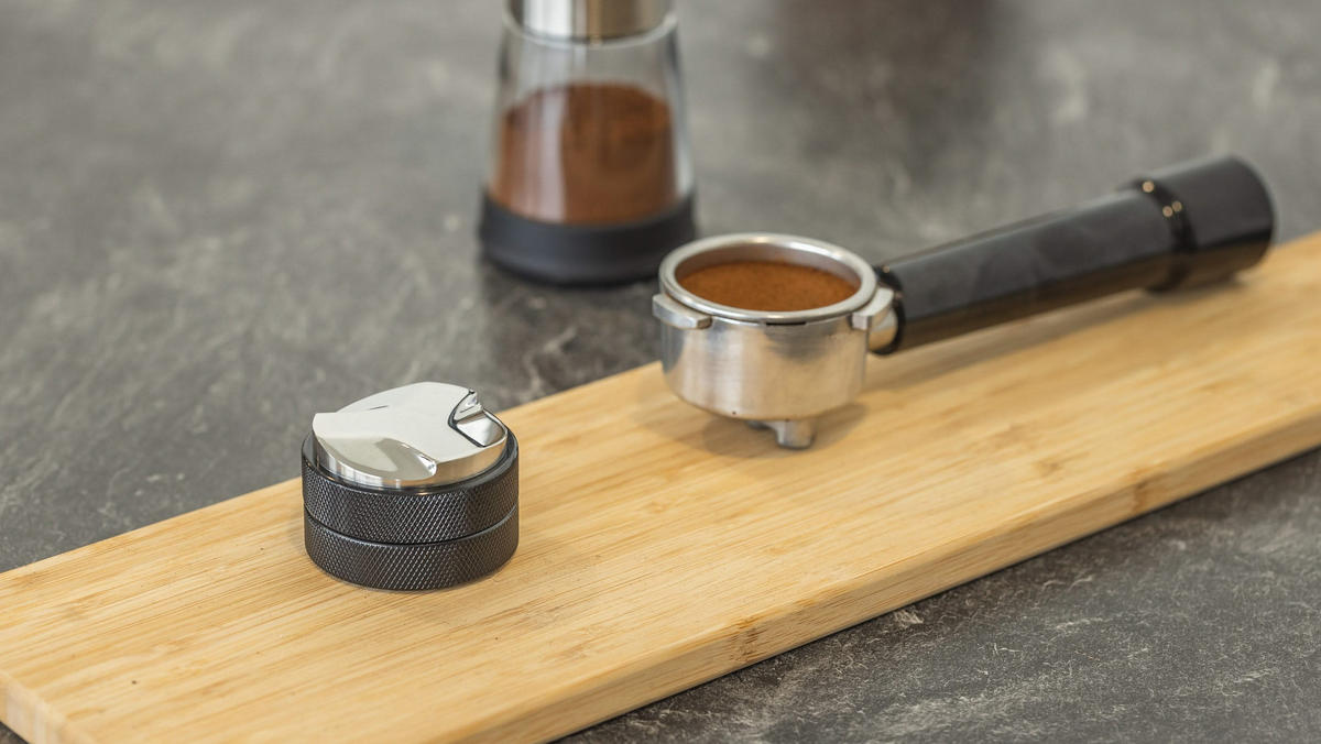 KAFFEEDAMPFER Kaffee Barista Tamper - Macaron - ø 5 cm - Schwarz, Metall (2/4/6cm) - Jay Hill