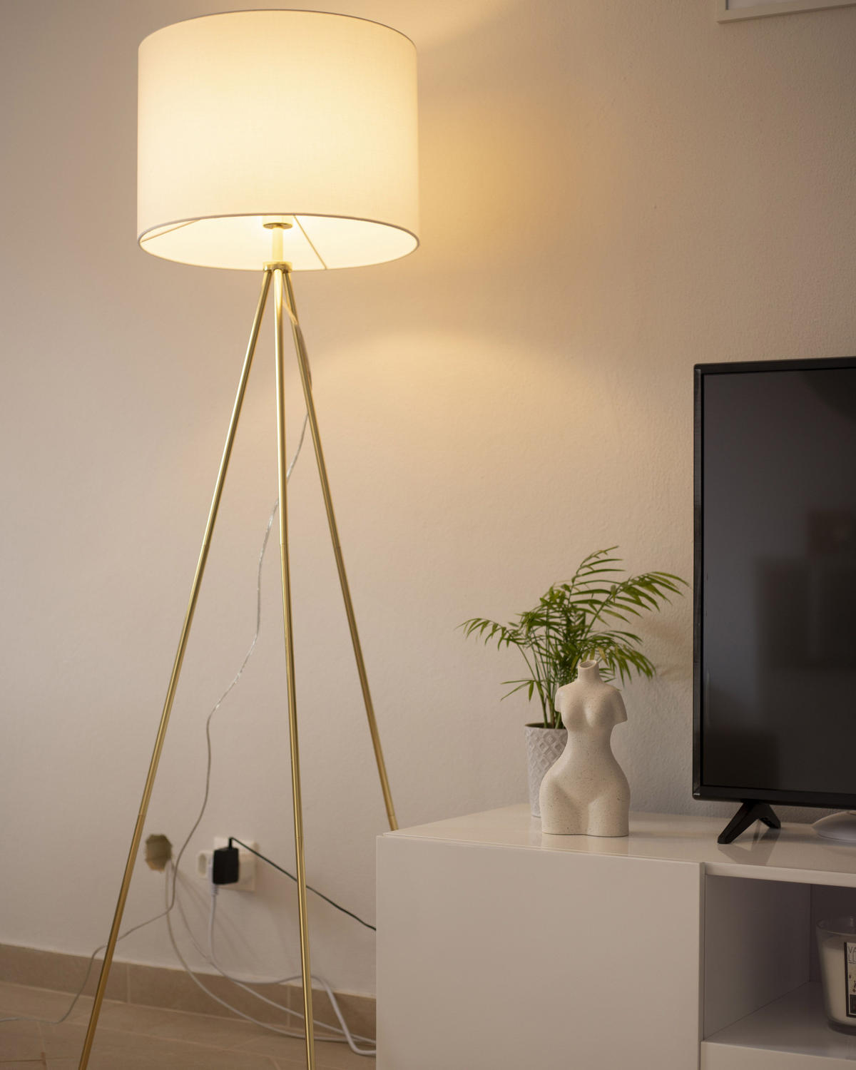 LAMPĂ DE PODEA Vistula 55/55/148 cm - alb, metal (55/55/148cm) - Beliani