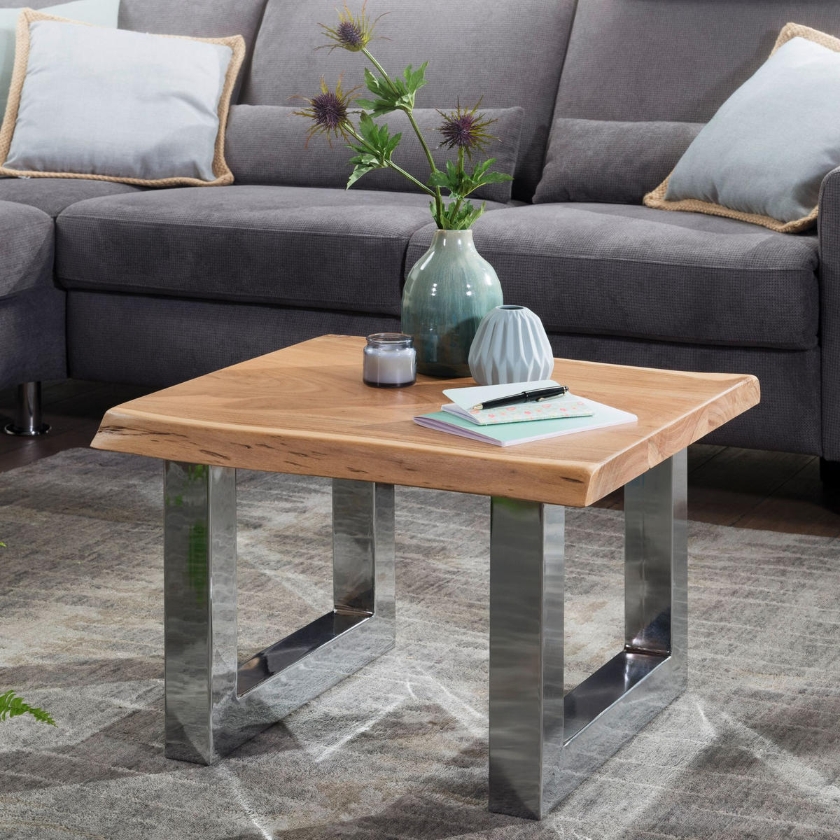 COUCHTISCH aus Massivholz in Braun, Landhaus-Stil mit Baumkanten und Metallbeinen, Maße 58x40x60 cm - Beige/Silberfarben, Holz/Metall (58/60/40cm) - KADIMA DESIGN