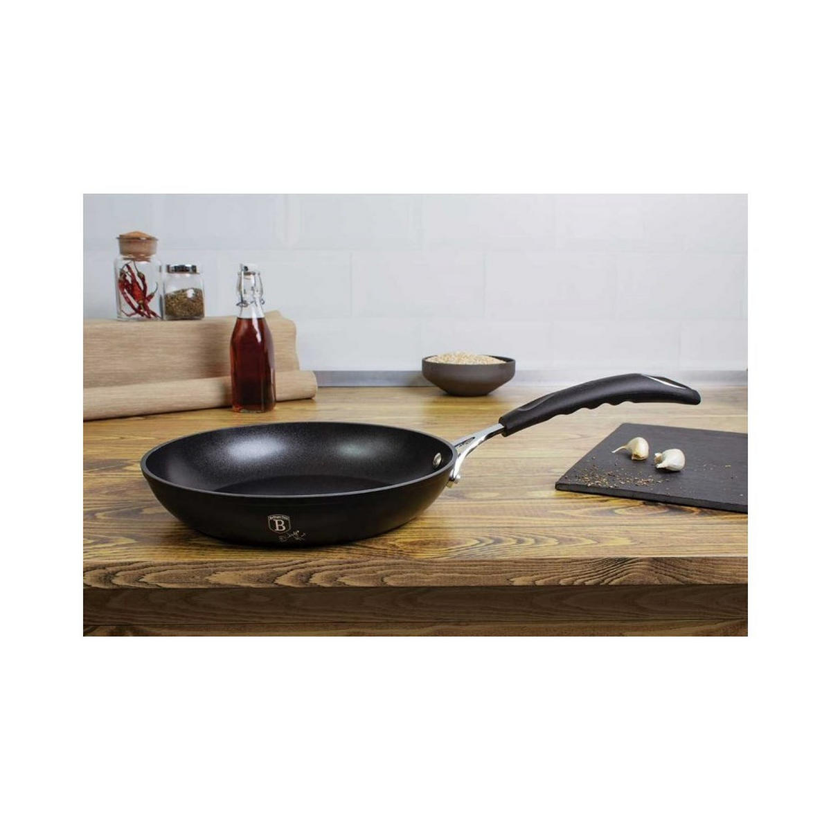 PFANNE Schwarz 30/30/5.4 cm BH6118 - Schwarz, Kunststoff (30cm) - Berlinger Haus