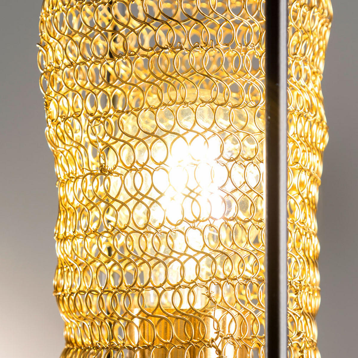 TISCHLEUCHTE Waben Design Gold - Goldfarben, Metall (20/20/36cm)