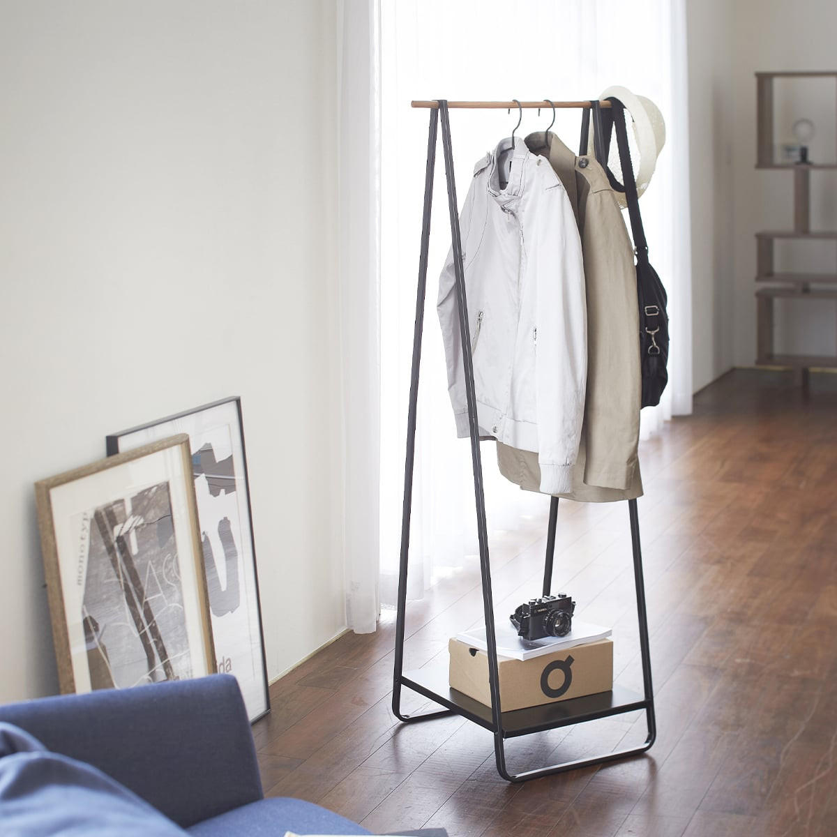 KLEIDERSTÄNDER aus Metall und Holz - H140 cm - Schwarz, Holz/Metall (47/140/52cm) - Yamazaki