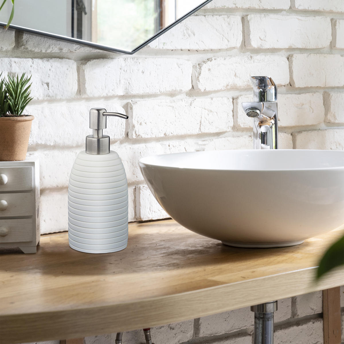 SEIFENSPENDER - Weiß, Kunststoff/Metall (8/18/8cm) - Relaxdays