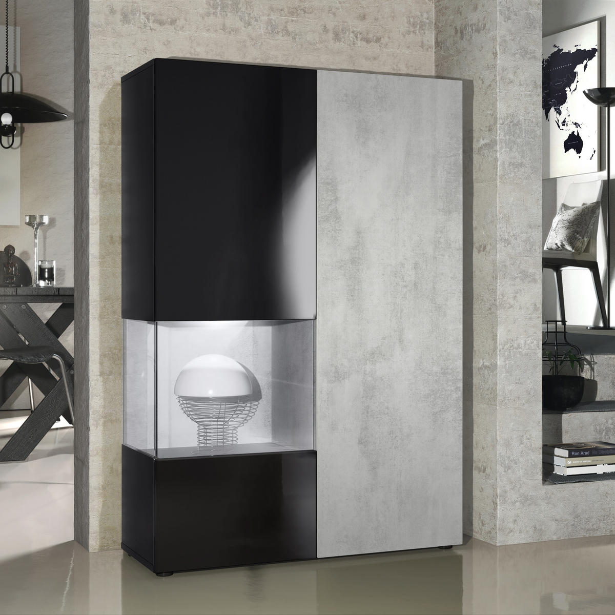 VITRINE Morena Tür und Einsatz in Beton Oxid Optik - Hellgrau, Holzwerkstoff (91.5/136.5/37cm) - Vladon