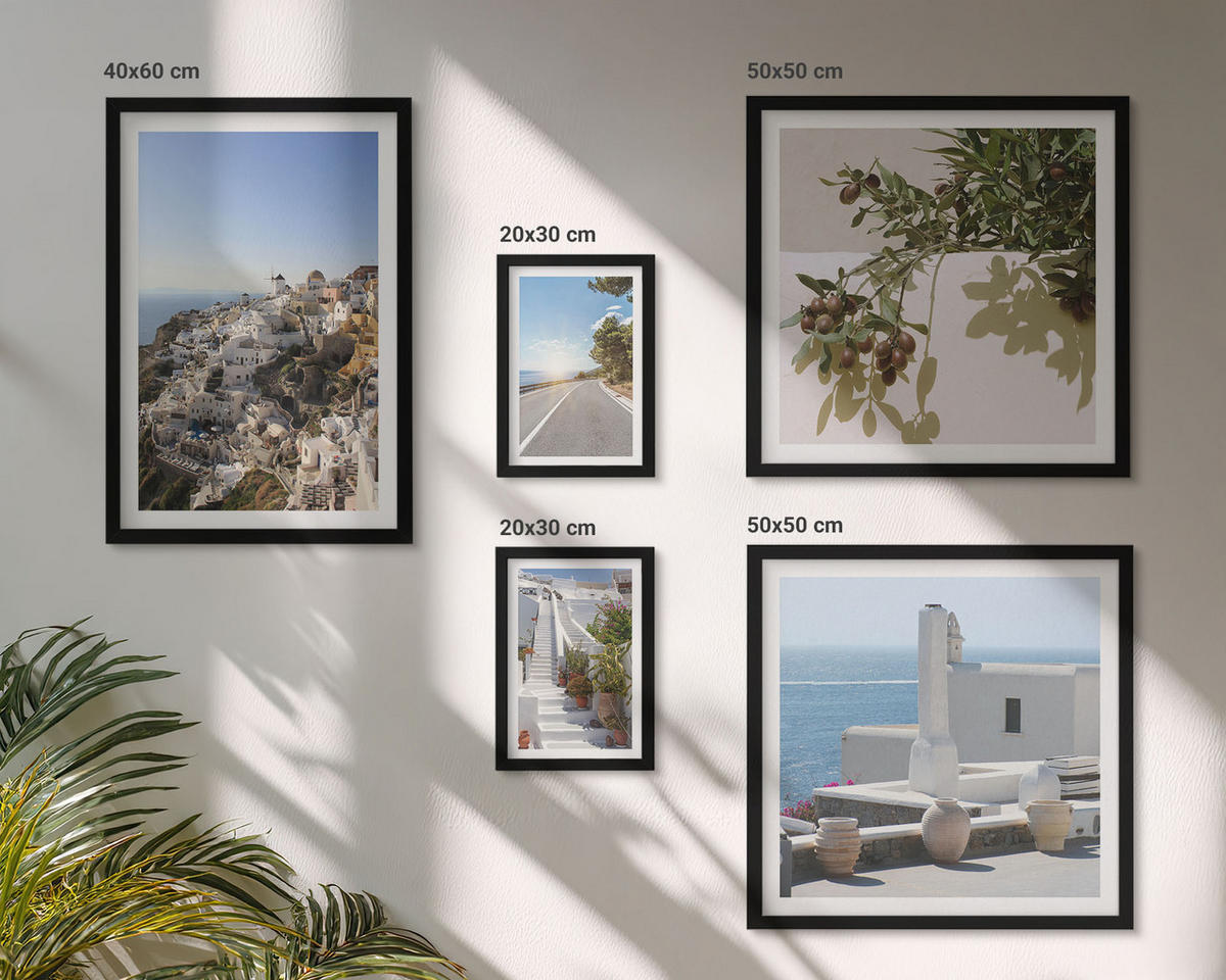 BILDER SET 5er Set - 50x50 cm & 20x30 cm & 40x60 cm Schwarzer Rahmen - Weiße Treppe mit Blick auf Santorini - Schwarz, Kunststoff (40/60cm) - TULUP