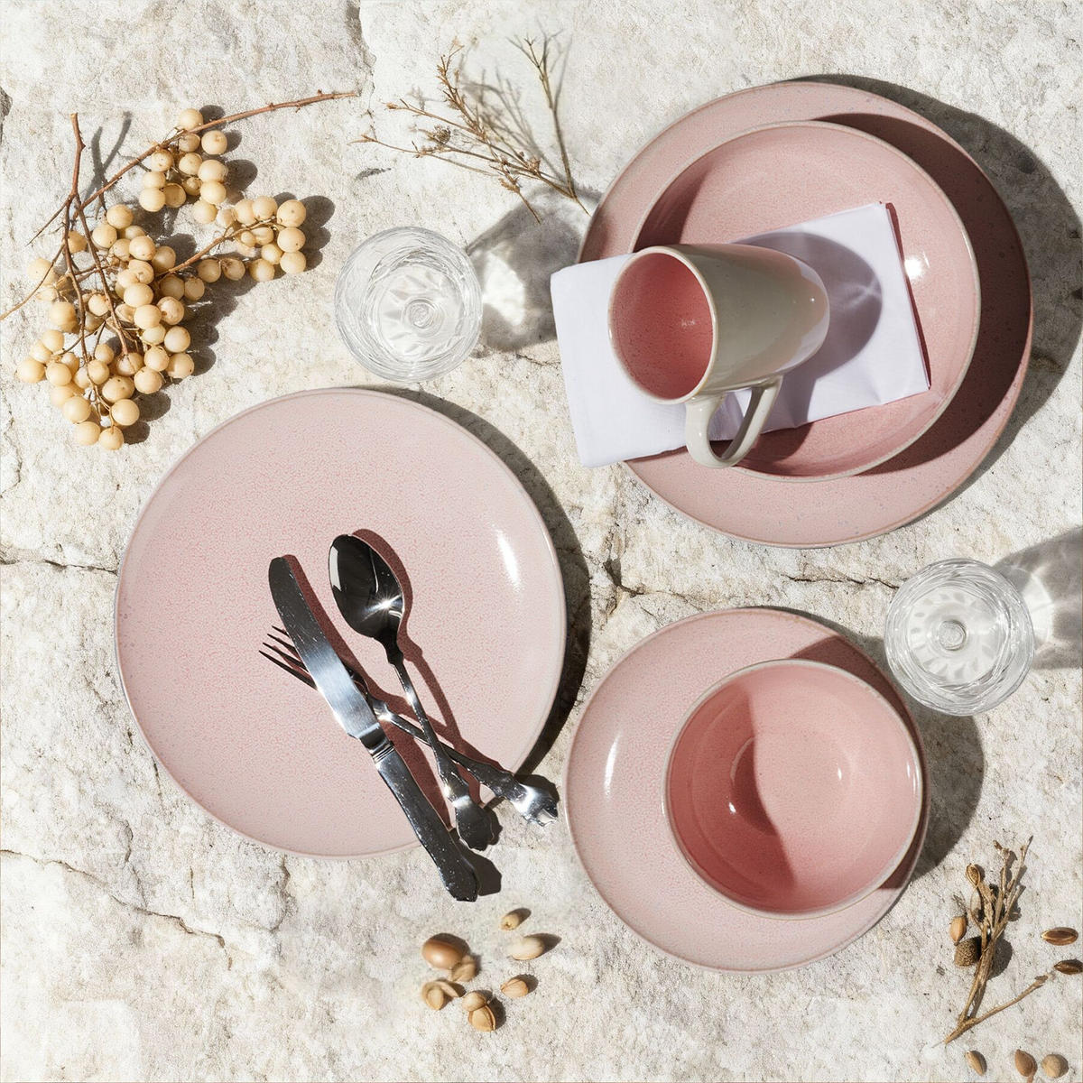 KOMBISERVICE Mare, ineinander stapelbar, rosa - Rosa, Keramik (26.5/2.5/26.5cm) - tectake