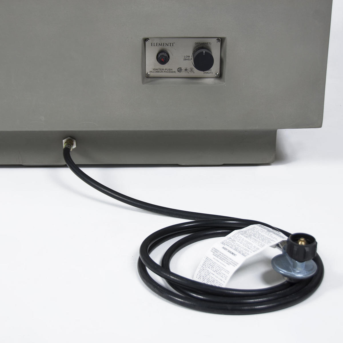 FEUERTISCH Granville Gasfeuerstelle aus GF-Beton - 4-tlg. Set inkl. Glasumrandung, Brennerabdeckung und Gasflaschen-Abdeckung - Hellgrau, Naturmaterialien (70/43/152cm) - Elementi