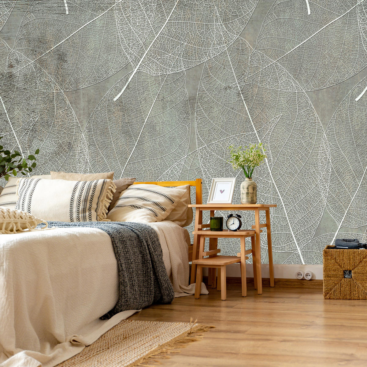 FOTOTAPETE für Schlafzimmer Weiße Blätter auf Beton 150x105 - Weiß/Grau, Papier (150/105cm) - Muralo