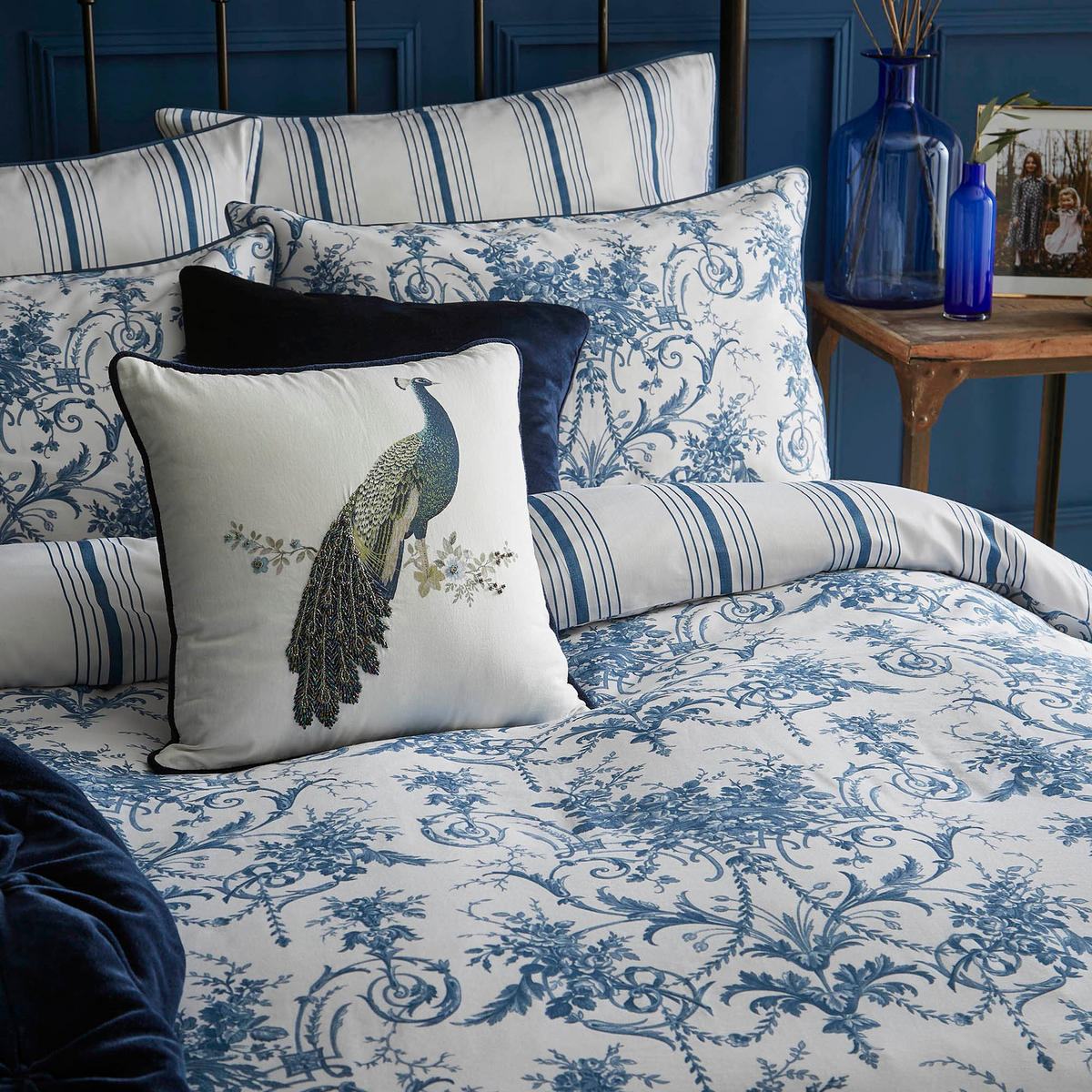 BETTWÄSCHE Tuileries Mitternacht lits-jumeaux - Blau, Textil (230/220cm) - LAURA ASHLEY
